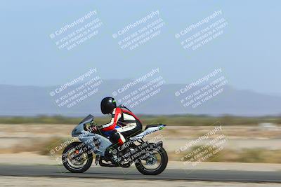 media/Apr-10-2022-SoCal Trackdays (Sun) [[f104b12566]]/Speed Shots Back Straight (930am)/